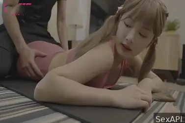 Cinta mendadak antara cewek trainee cantik dan abang PT panggilan